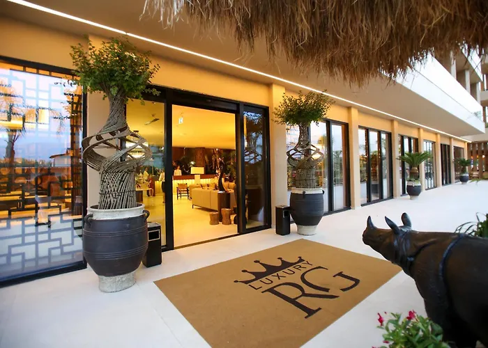 Regina Palm Resort