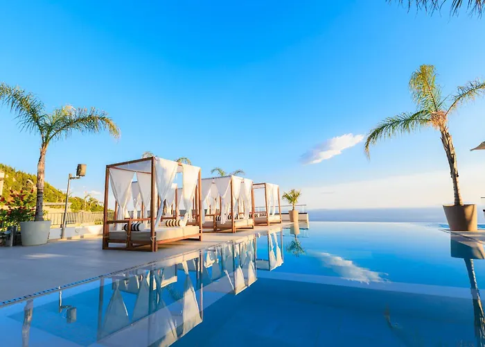 Hotel Amare
